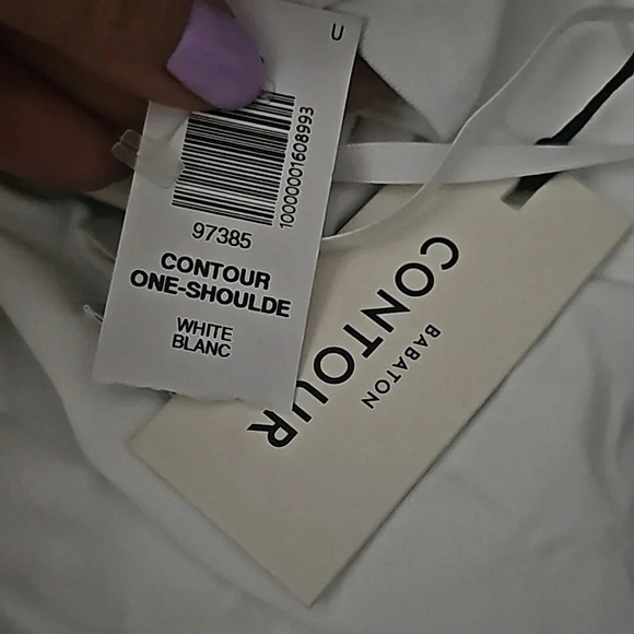 NWT Babaton Aritzia BOTTA CONTOUR DRESS in “white ” - Picture 11 of 16